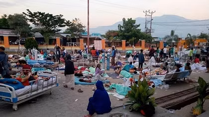 No Vietnamese victims reported in Indonesia quakes, tsunami