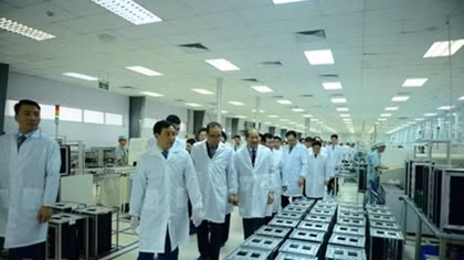 DPRK officials visit Viettel’s research, production complex