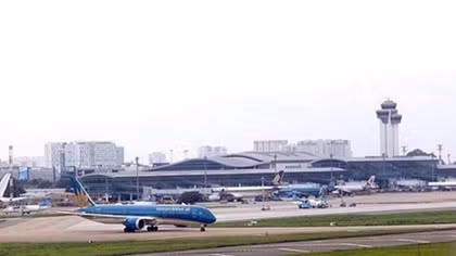 Vietnam receives wave of investment in aviation infrastructure