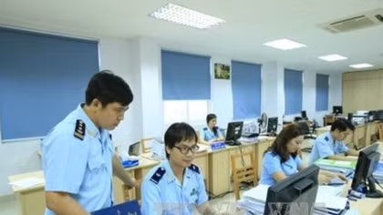 HCM City refines customs procedures