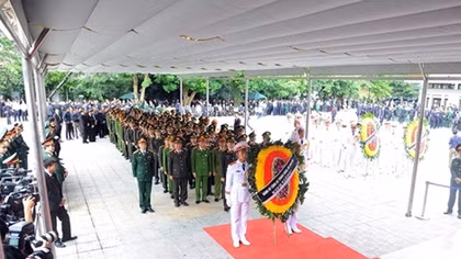 Public Security Forces pay tribute to President Tran Dai Quang- a devoted leader of Vietnam 