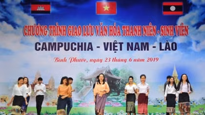 Vietnamese, Cambodian, Lao students enhance solidarity, friendship
