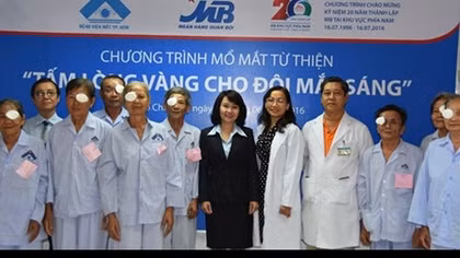 HCM City association brings light to 500,000 poor patients