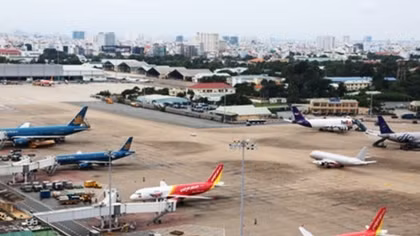 Vietnam ratifies ASEAN protocol on air transport