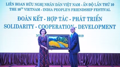 Vietnam-India friendship festival kicks off in Ninh Binh