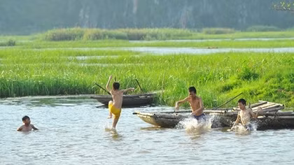 Dong Thap fights child drowning