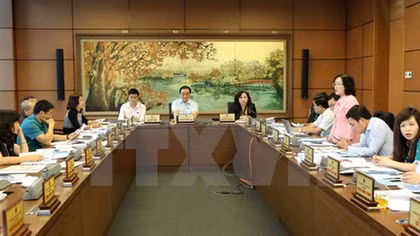 Legislators debate public investment, State budget allocation