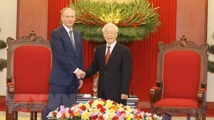 Security-defence cooperation key to Vietnam – Russia partnership: Top leader