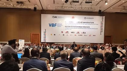 Mid-term Vietnam Business Forum opens in Hanoi