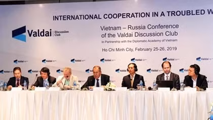 Seminar on int’l cooperation in changing world closes