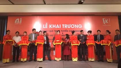First-ever online education online portal for Vietnamese debuted