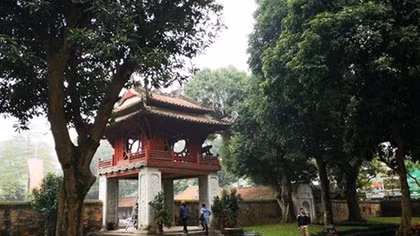 Hanoi’s relics, tourist sites re-opened after sterilization