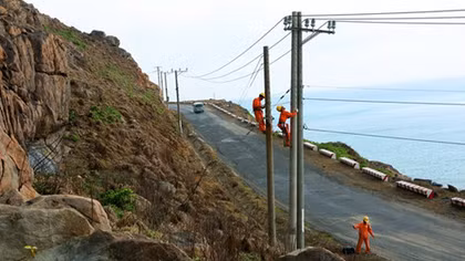 EVN SPC works to link southern rural areas with national grid