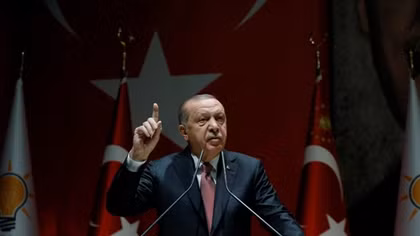 Turkey's Erdogan urges Saudis to say who ordered Khashoggi's killing