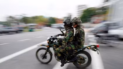 Fifteen dead in Sri Lanka after overnight gun battle with suspected Islamist militants