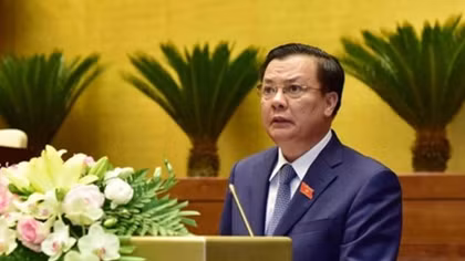 Legislators mull over State budget balance in 2016