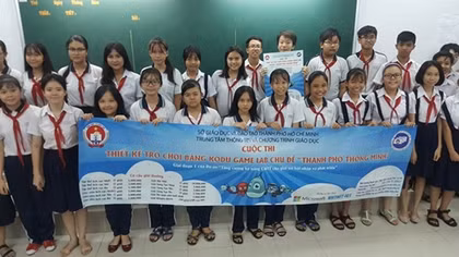 21,000 secondary school students join “Smart City” programming 