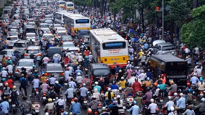 Proposal to curb passengers vehicles to Hanoi’s inner city