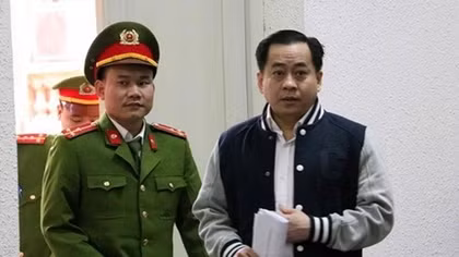 Former public security officers proposed jail terms of 30 months-15 years