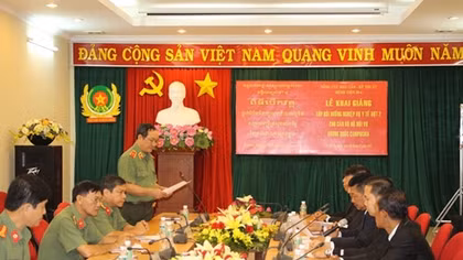Medical staff of Cambodia’s Ministry of Interior trained in Vietnam
