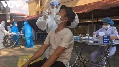 Bac Giang hotspot confirms 61 out of 91 local infections over 12 hours