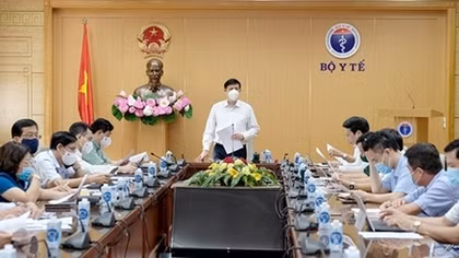 Vietnam about to launch largest ever COVID-19 vaccination drive