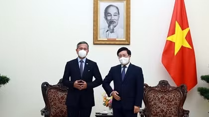 Vietnam, Singapore work towards mutual recognition of vaccination certificates