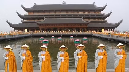 VFF leader extends congratulations to Buddhist followers on Buddha’s birthday