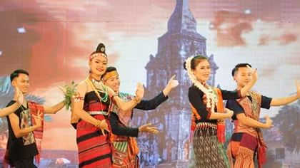 Festival connects ethnics in Vietnamese, Lao border provinces
