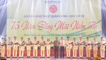 11th People's Public Security Arts Festival of Region 3 opens in Nam Dinh