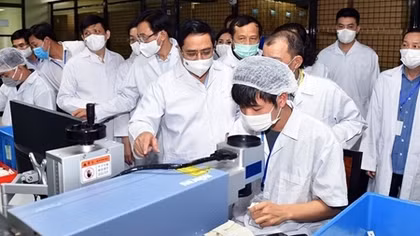 Local COVID-19 vaccine rollout no later than June 2022, PM orders