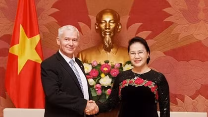 NA Chairwoman welcomes Hungarian chief prosecutor