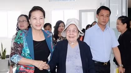Top legislator affirms Party, State’s strict stance on corruption