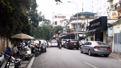 Hanoi considers raising increased road rental fees