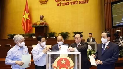 Bui Van Cuong re-elected as General Secretary of 15th National Assembly