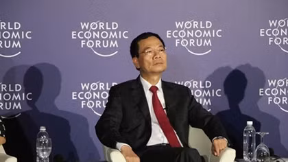 Vietnamese information minister raises flat ASEAN initiative at WEF