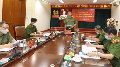 Minister To Lam works with Counter Narcotics Police Department