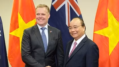 PM Nguyen Xuan Phuc meets Speaker of Australian lower house