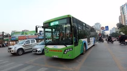 Hanoi to launch second BRT bus
