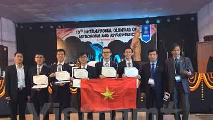 Vietnam bags one silver prize at Int’l Astronomy Olympiad