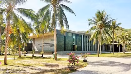 International scientists discuss flavour physics at Rencontres du Vietnam 2017