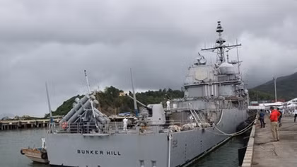 US naval ships arrive in Da Nang