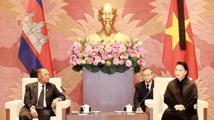 NA Chairwoman meets with Cambodian NA President