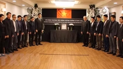 Respect-paying services held for former President around the globe