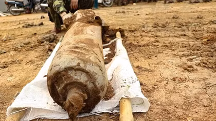 100kg bomb deactivated in Dien Bien