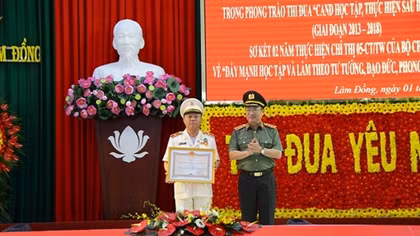 Lam Dong Police reviews implementation of emulation movement