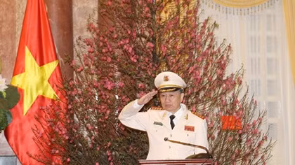 Minister To Lam extends Vietnamese traditional New Year greetings