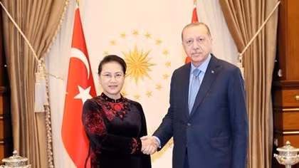 NA Chairwoman meets with Turkish President