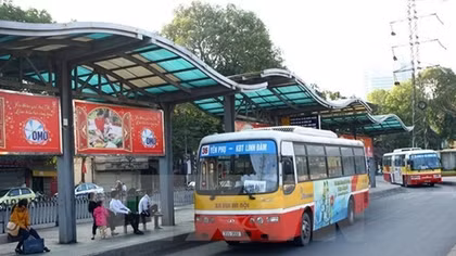 Hanoi’s bus route change starts January 2