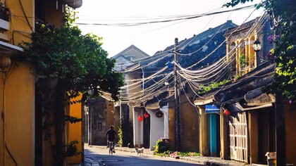 Aussie travel blogger names Ha Long, Hoi An her Vietnam favorites